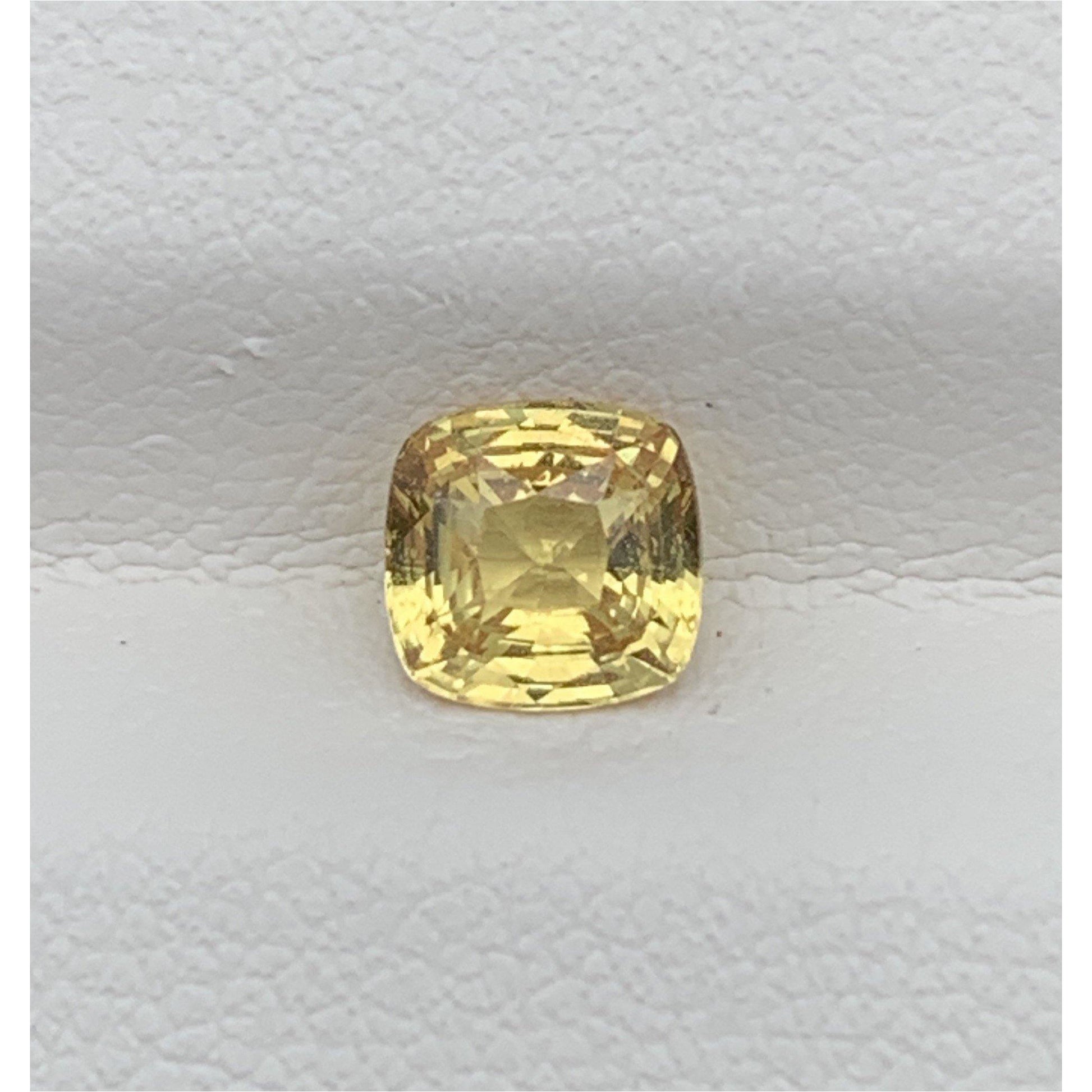 1.03CT Natural Yellow Sapphire 