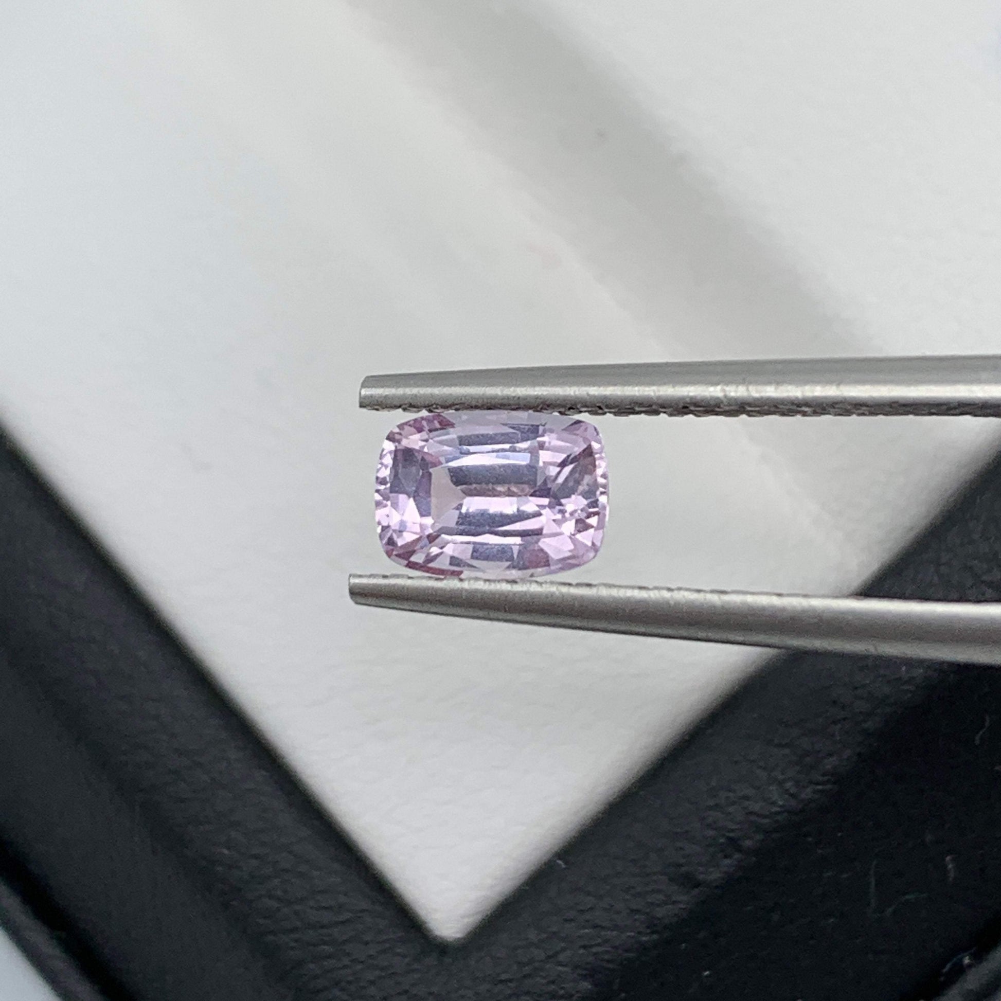 1.03CT Natural Pink Sapphire 