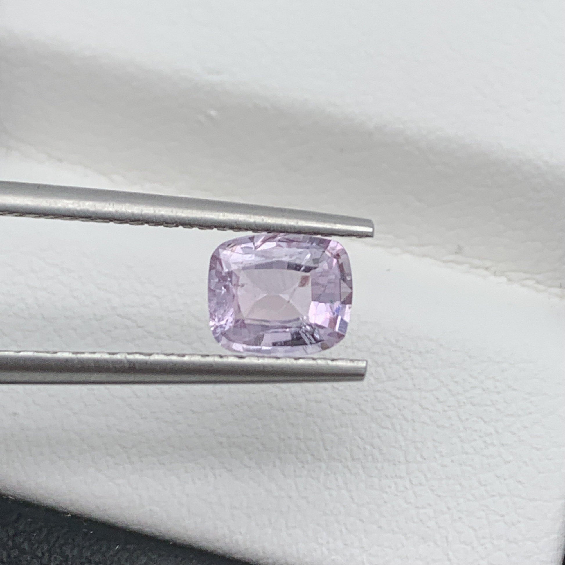 1.01CT Natural Pink Sapphire 