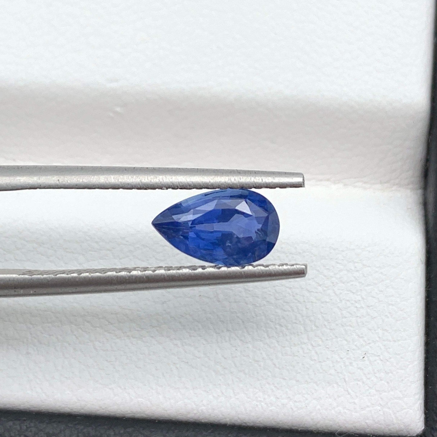 1.15CT Natural Blue Sapphire 