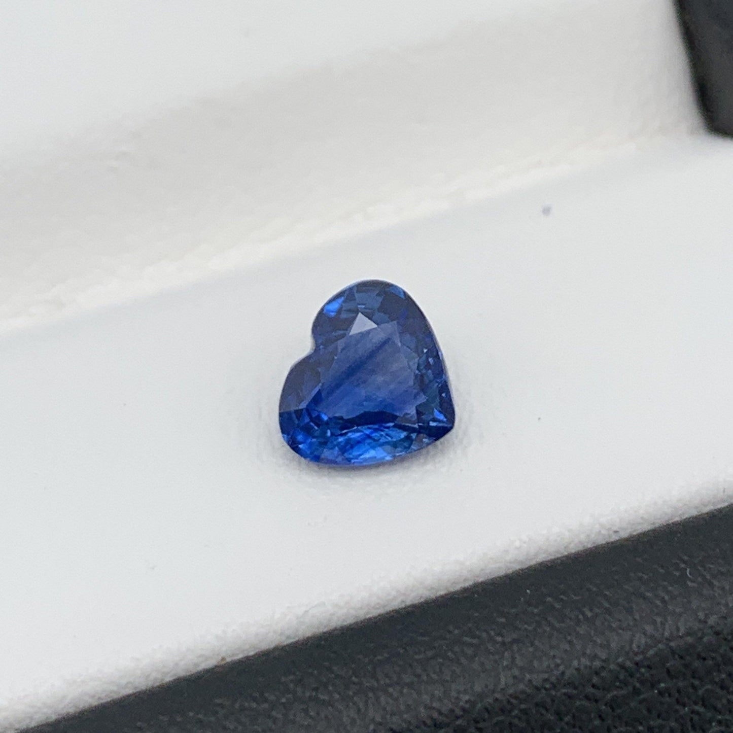 1.16CT Natural Blue Sapphire 