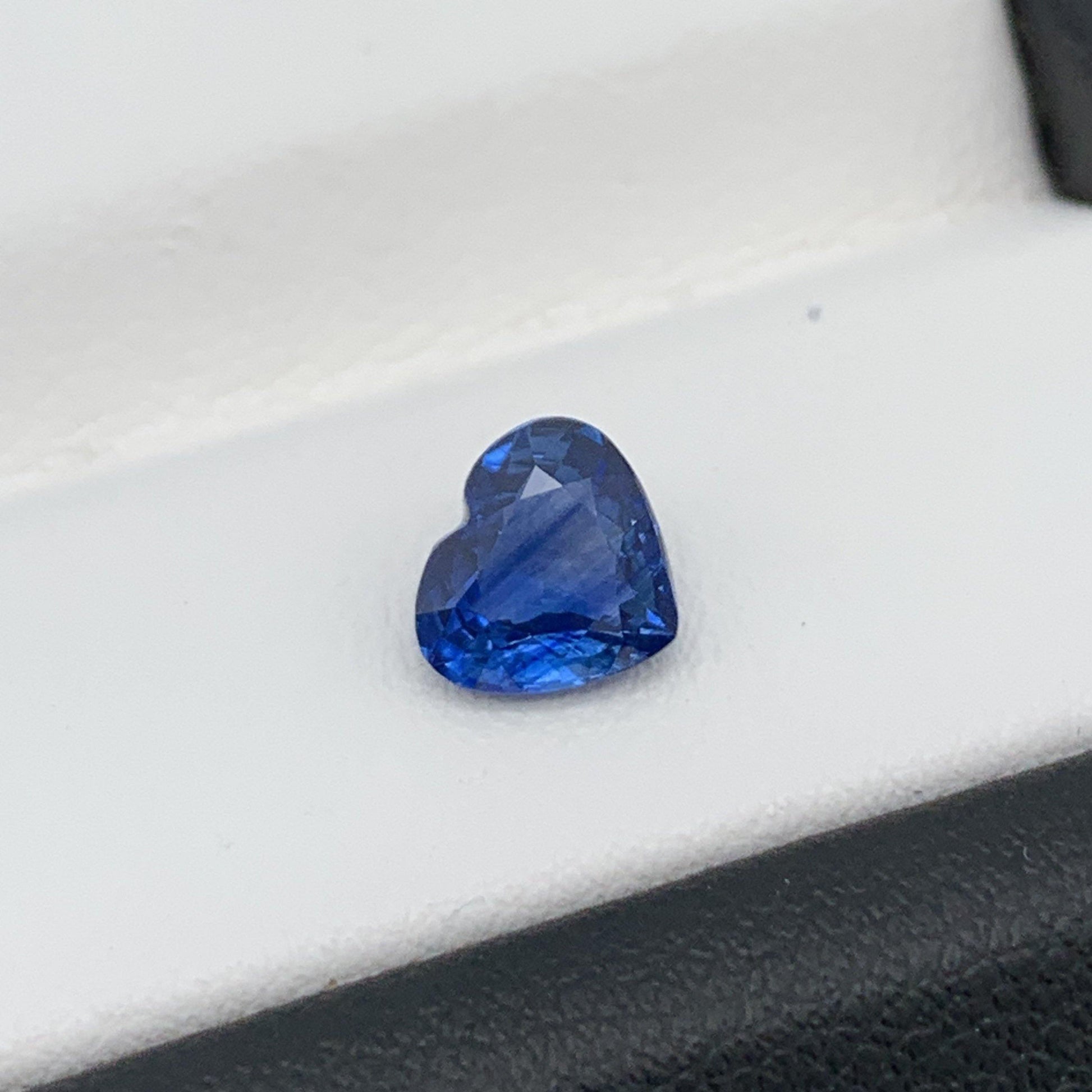 1.16CT Natural Blue Sapphire 