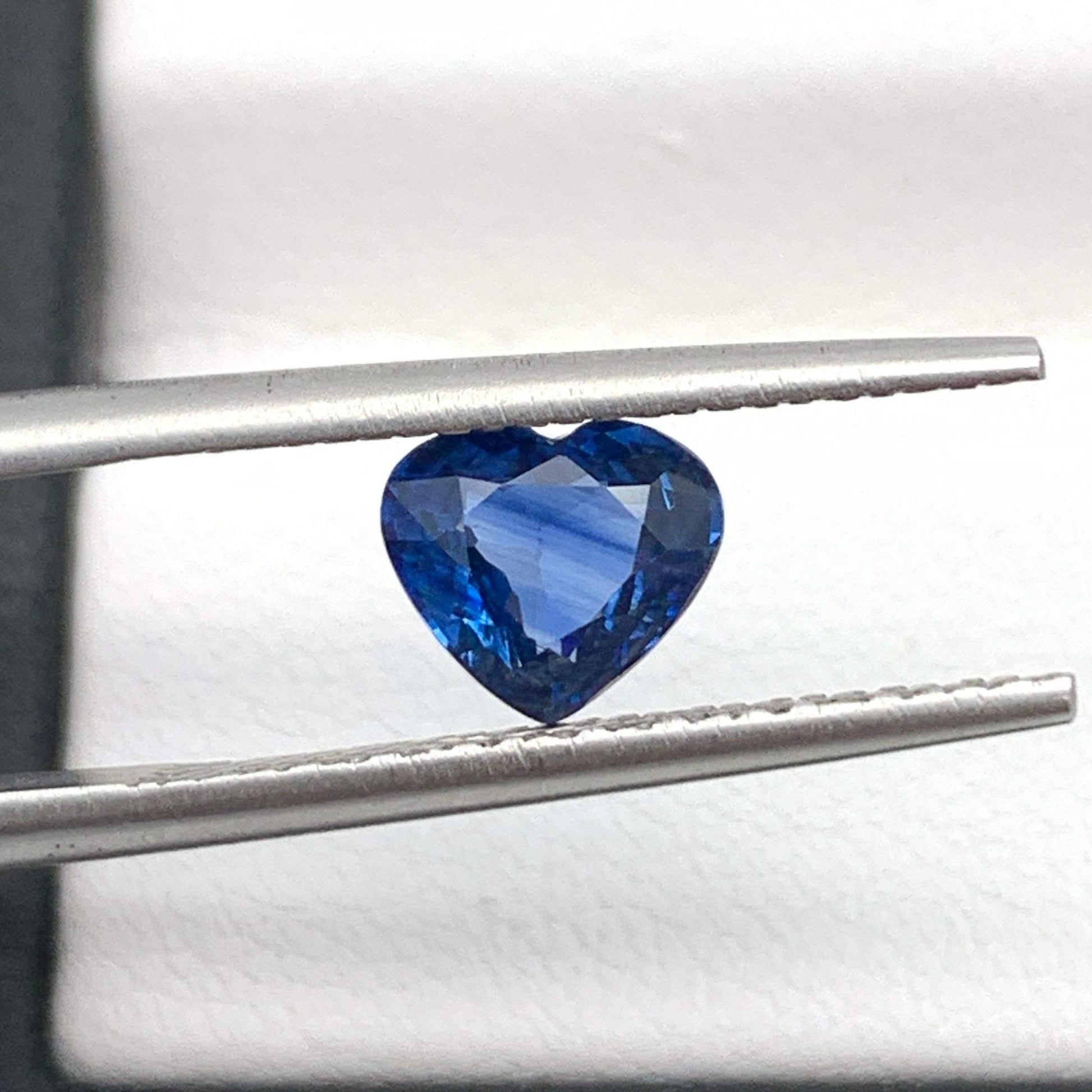 1.16CT Natural Blue Sapphire 