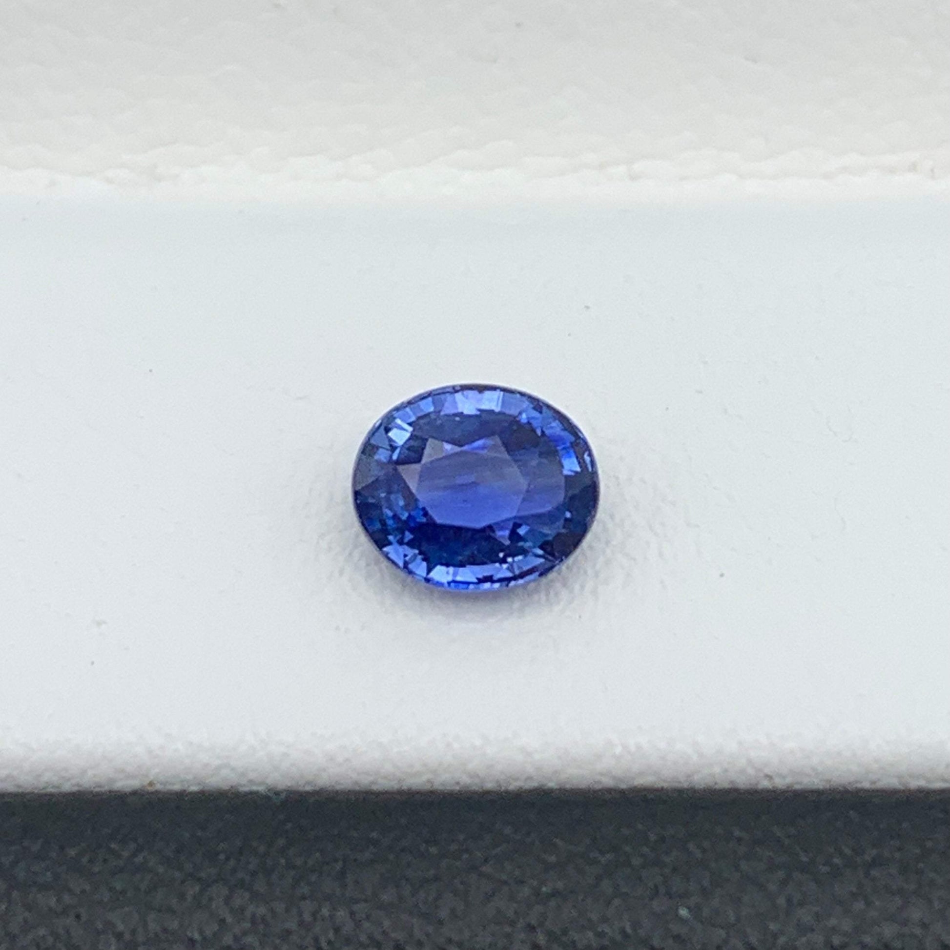 0.83CT Natural Blue Sapphire 