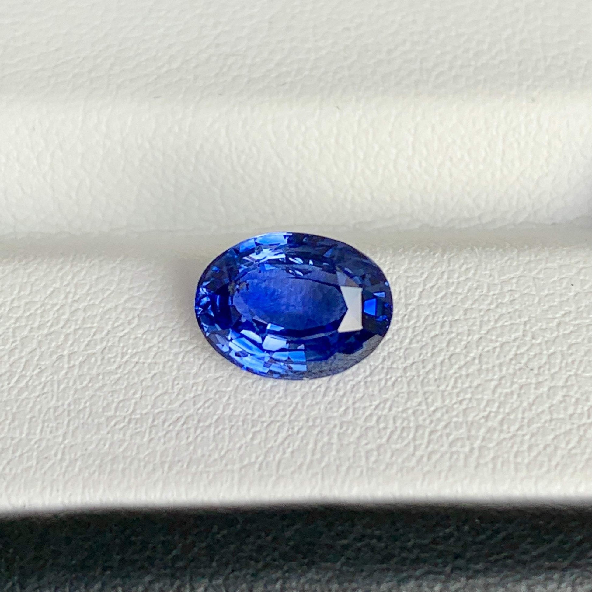 2.56CT Natural Blue Sapphire 