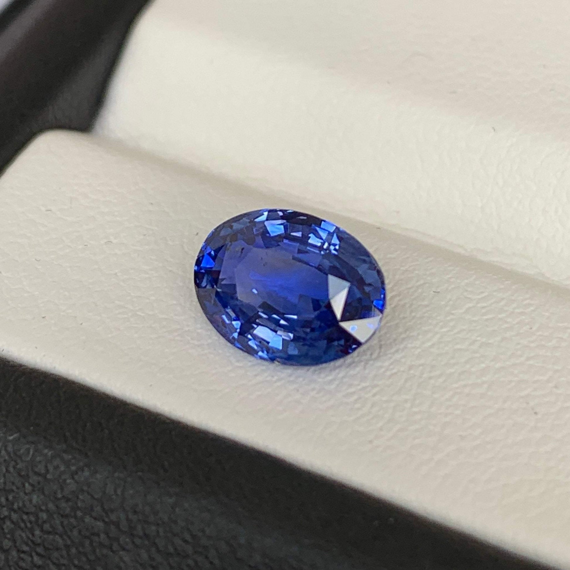 2.56CT Natural Blue Sapphire 