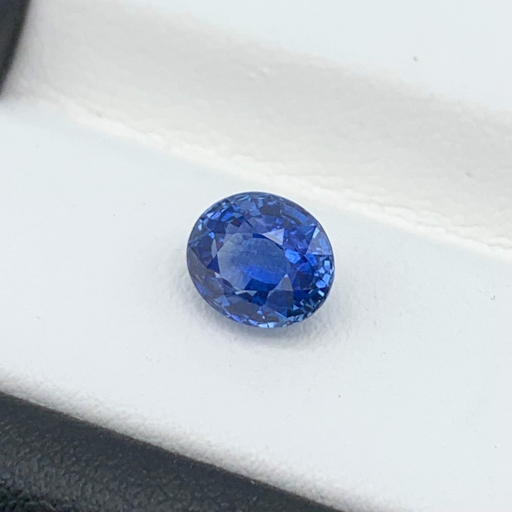 1.79CT Natural Blue Sapphire 