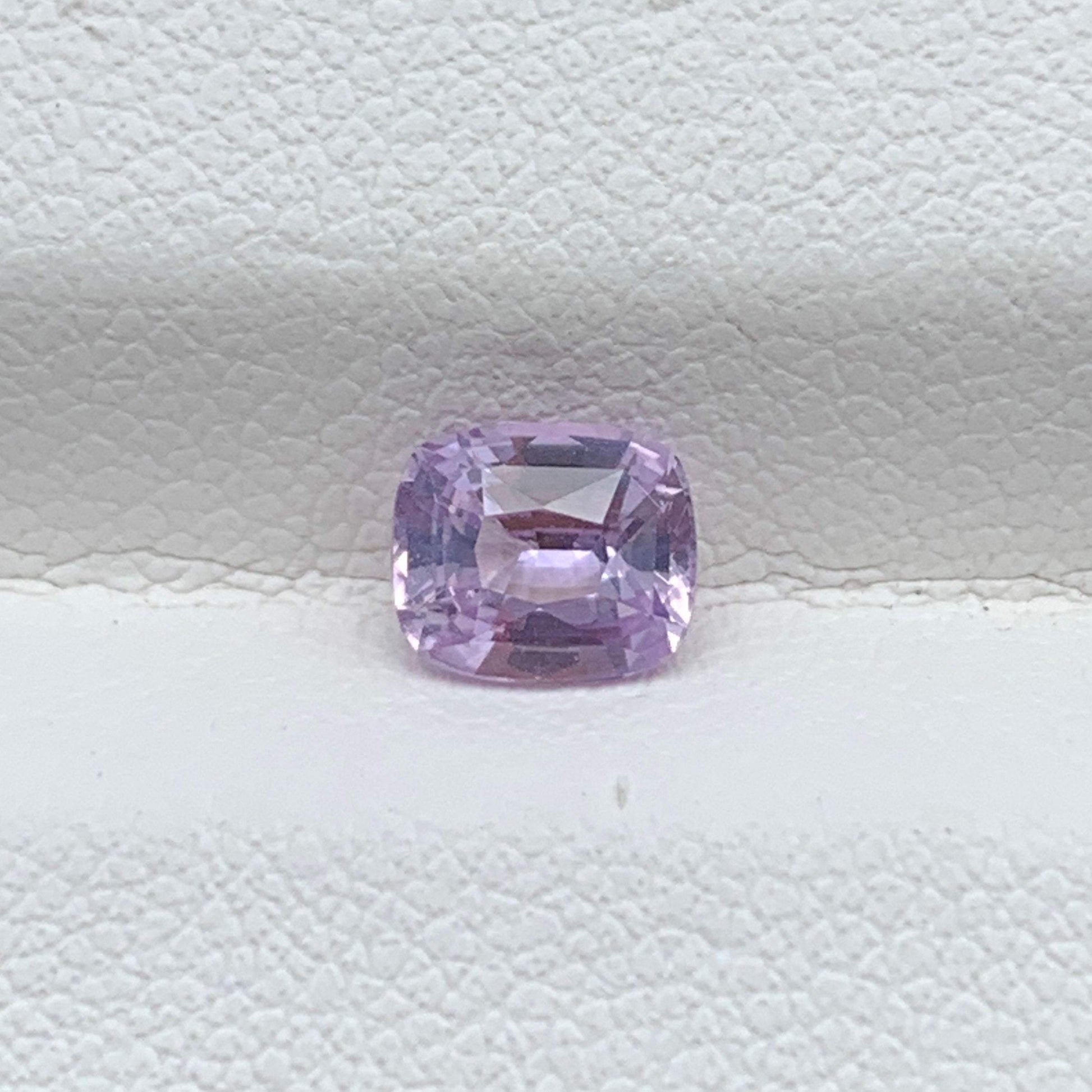 0.88CT Natural Violet Sapphire 