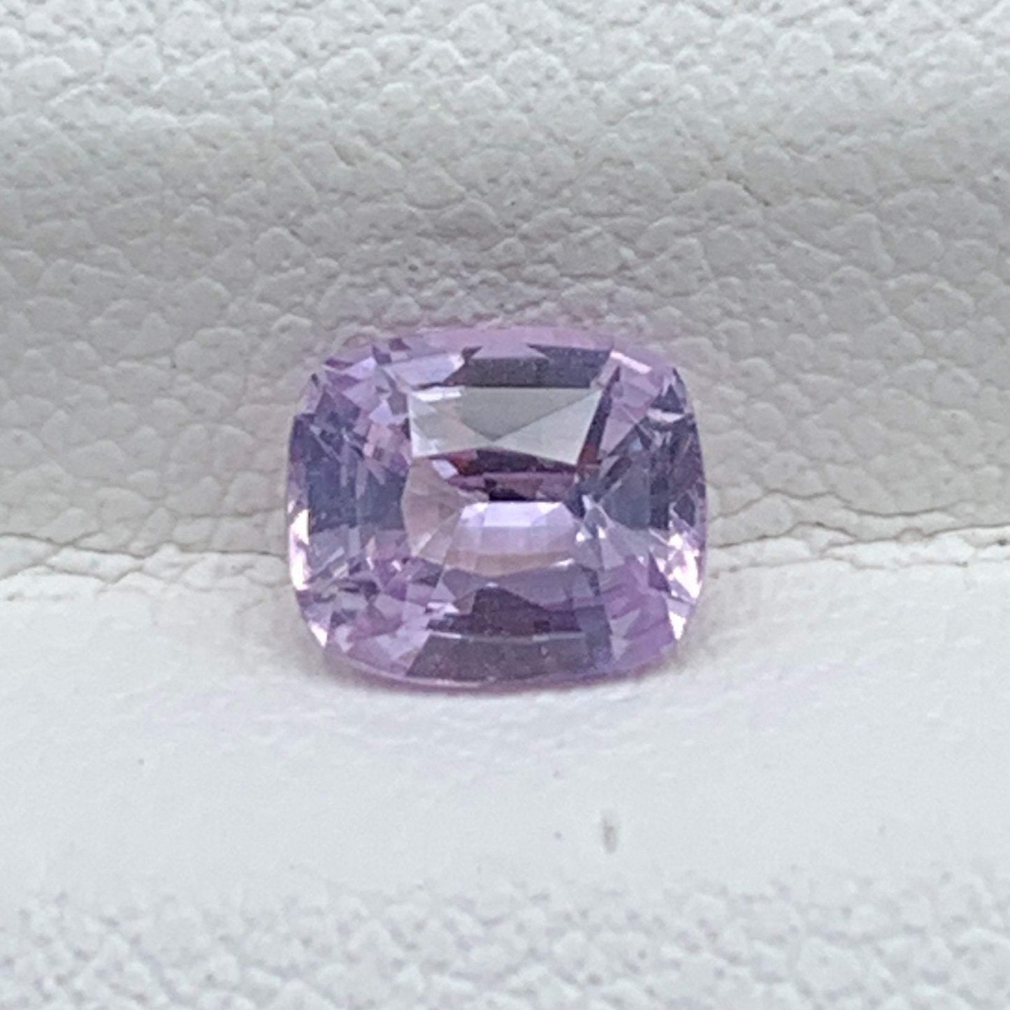 0.88CT Natural Violet Sapphire 