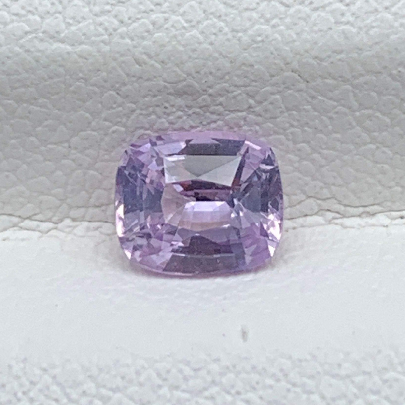 0.88CT Natural Violet Sapphire 