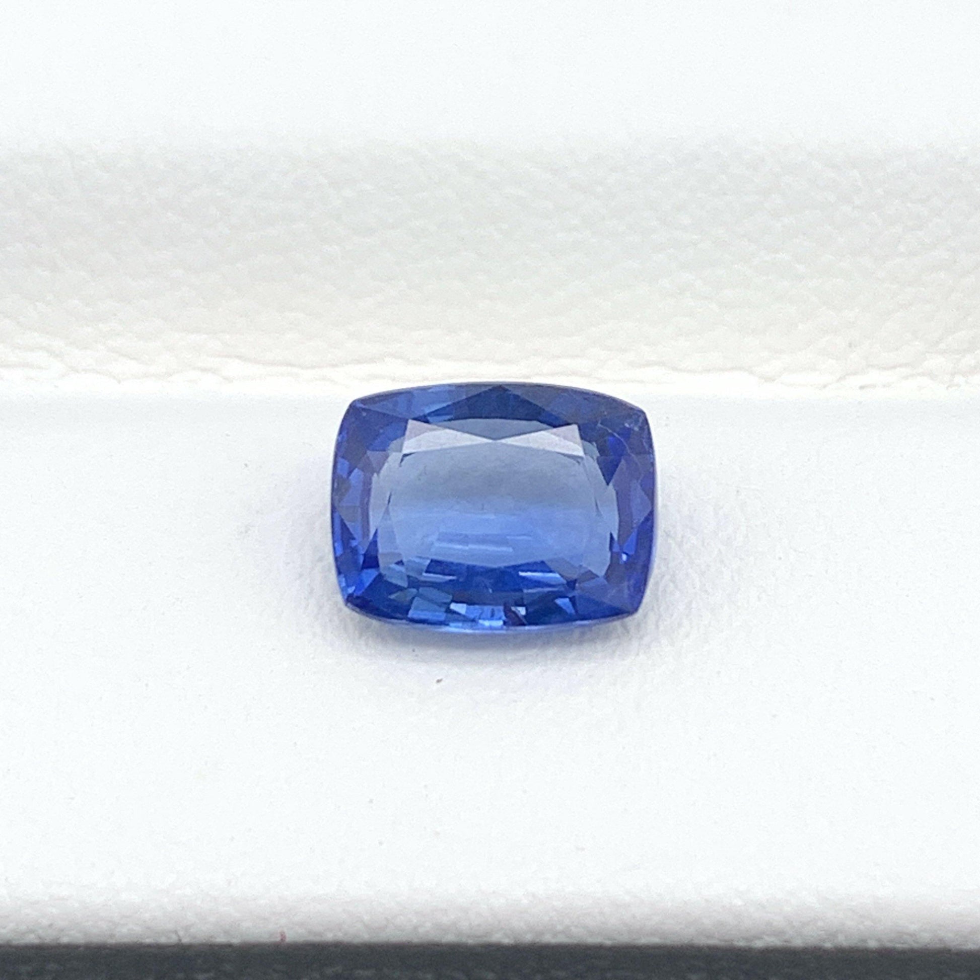2.06CT Natural Blue Sapphire 