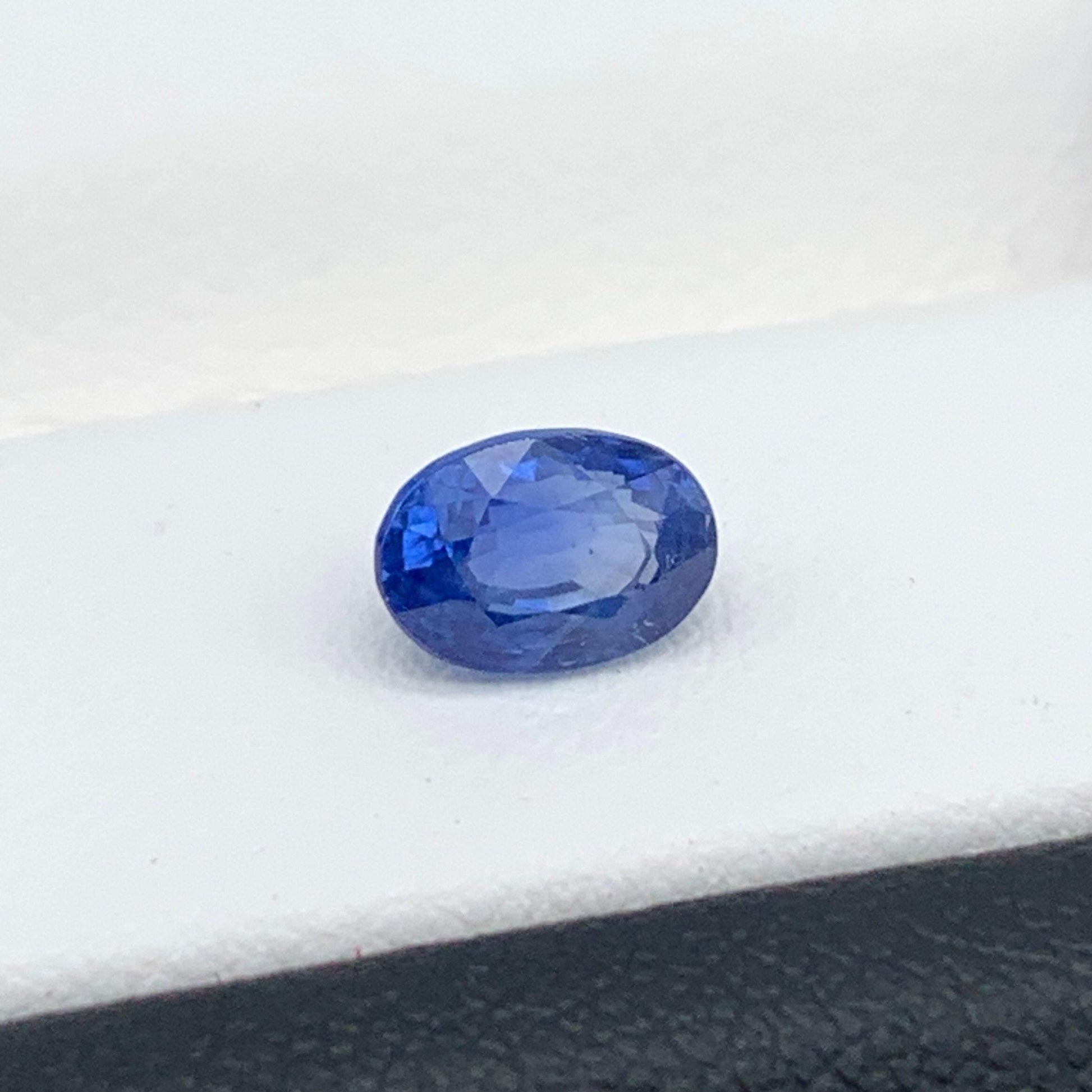 1.04CT Natural Blue Sapphire 