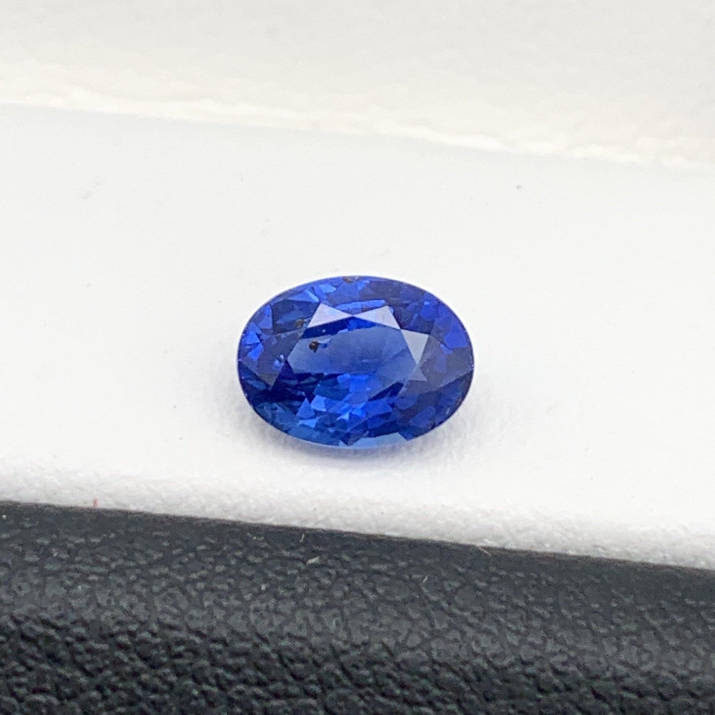1.08CT Natural Blue Sapphire 