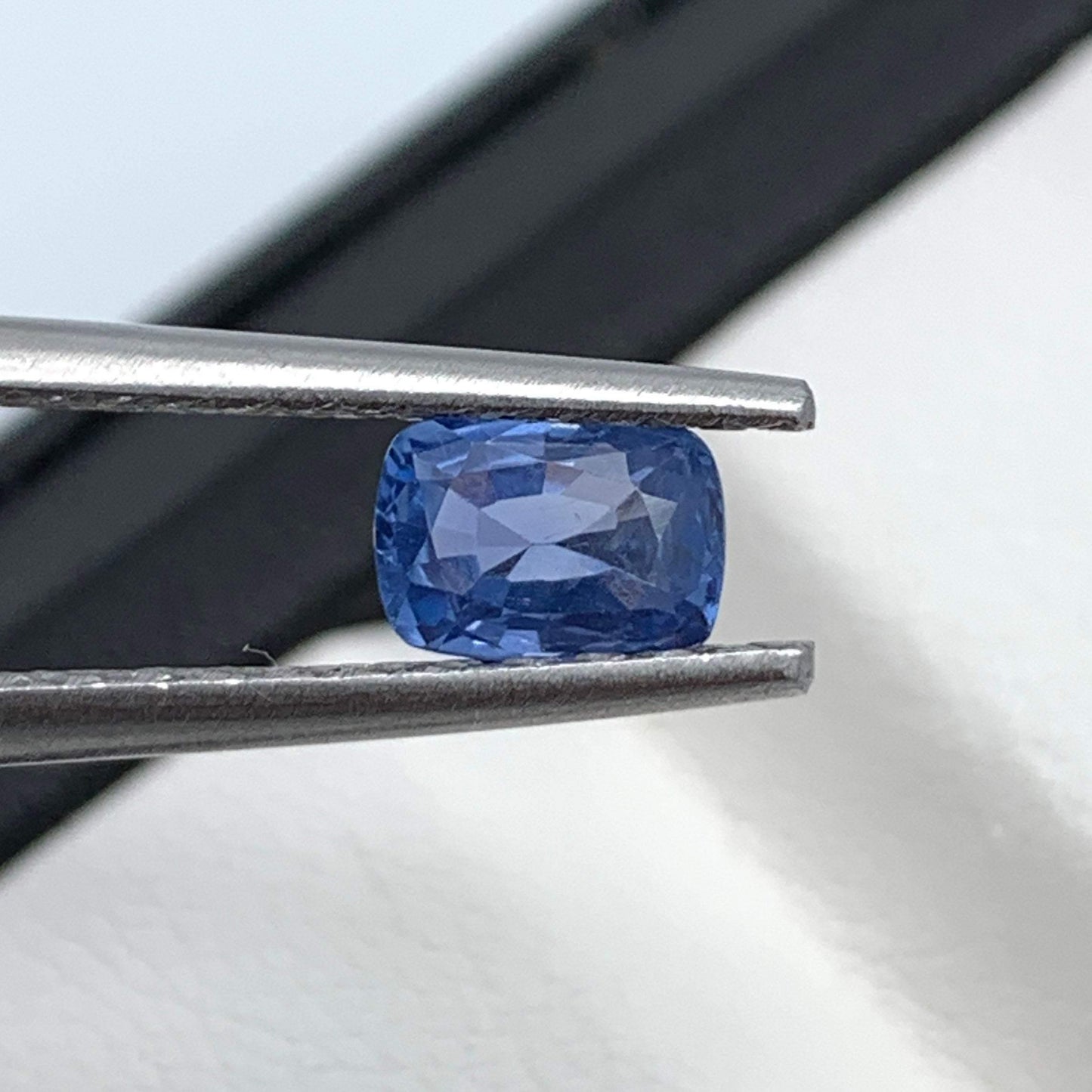 0.94CT Natural Blue Sapphire 
