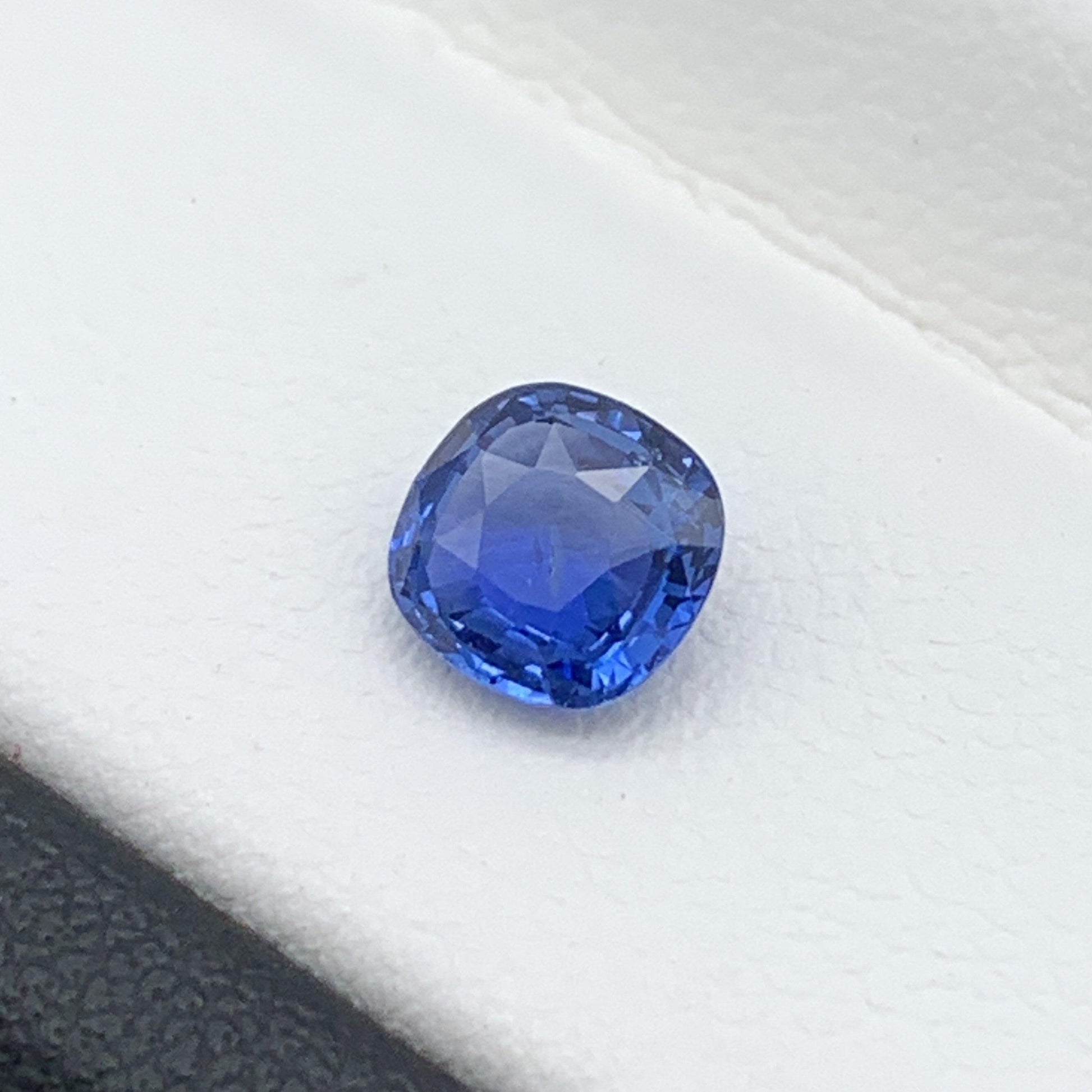 0.86CT Natural Blue Sapphire 