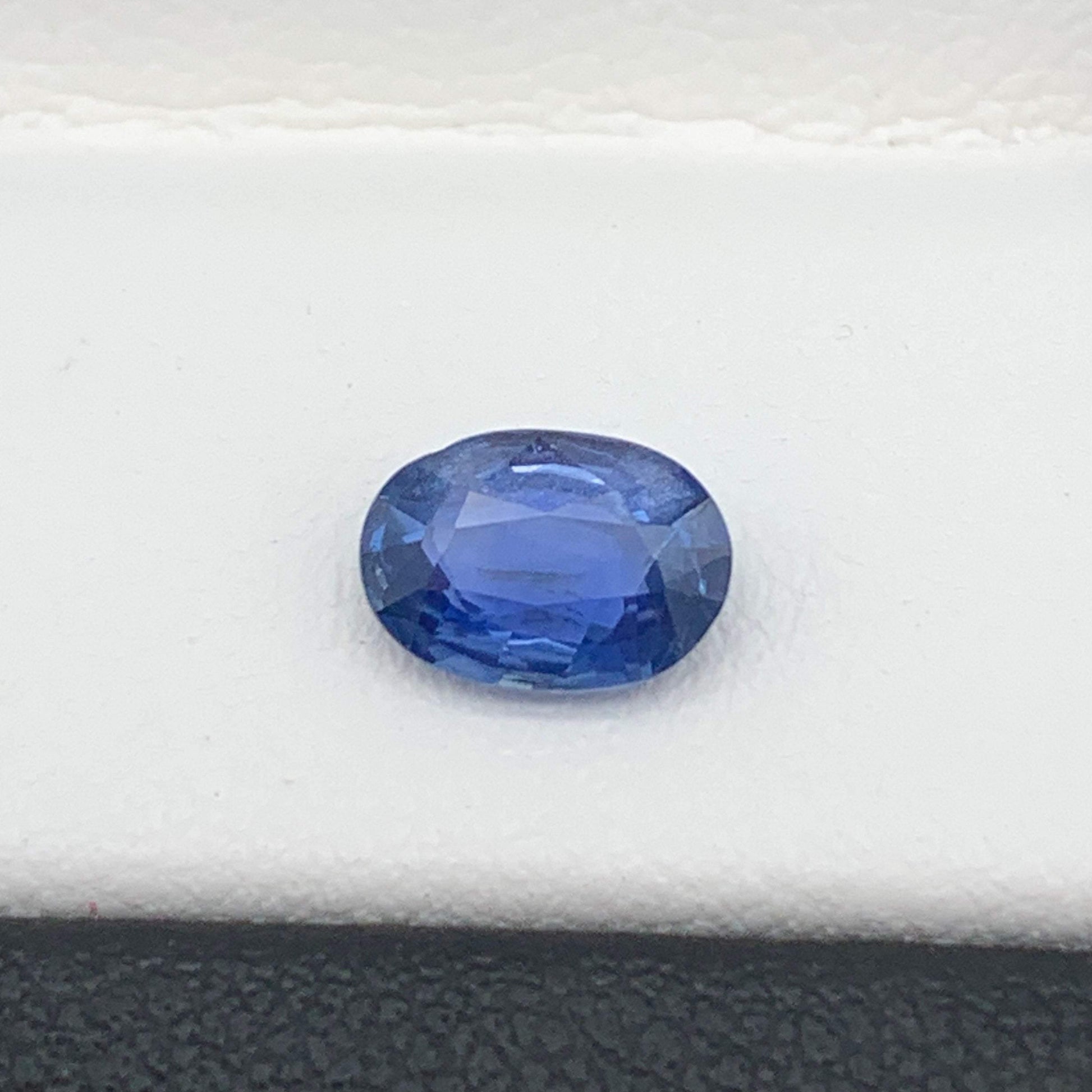 0.94CT Natural Blue Sapphire 
