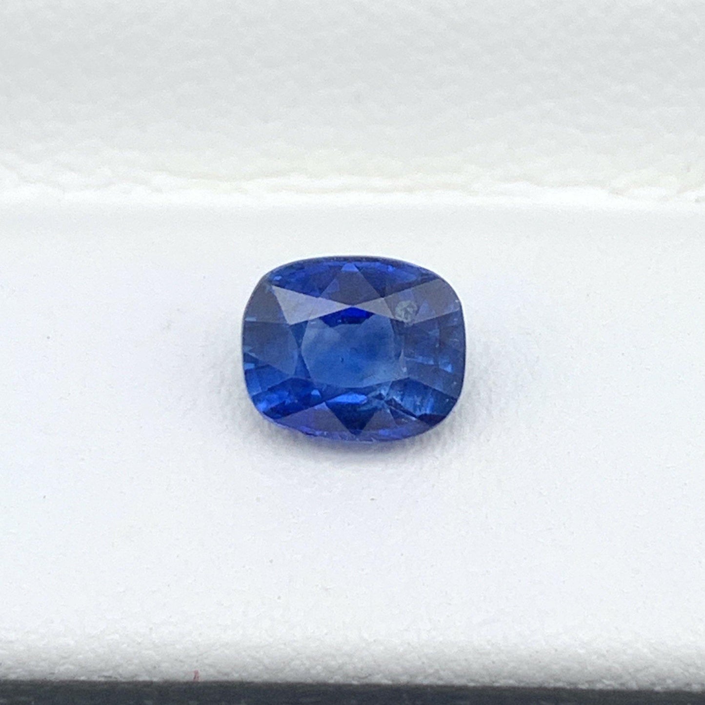 1.15CT Natural Blue Sapphire 