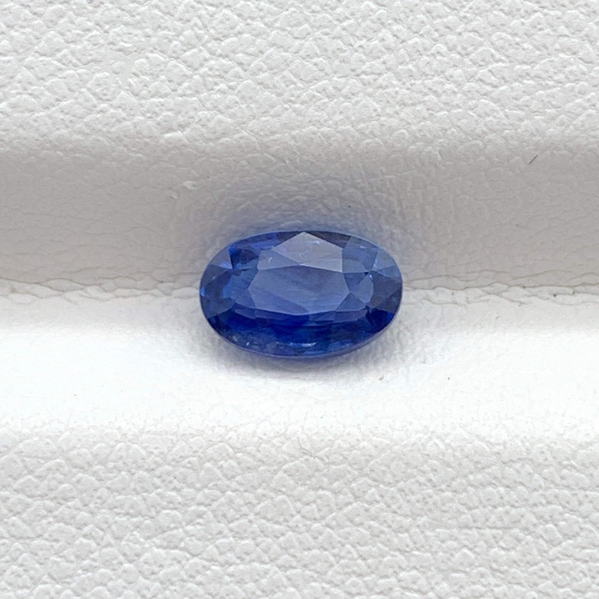 1.25CT Natural Blue Sapphire 