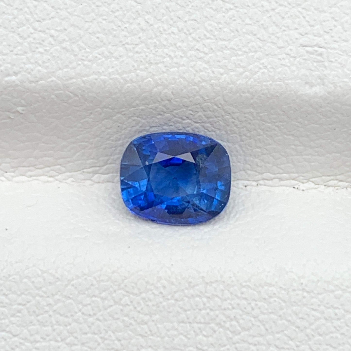 1.15CT Natural Blue Sapphire 