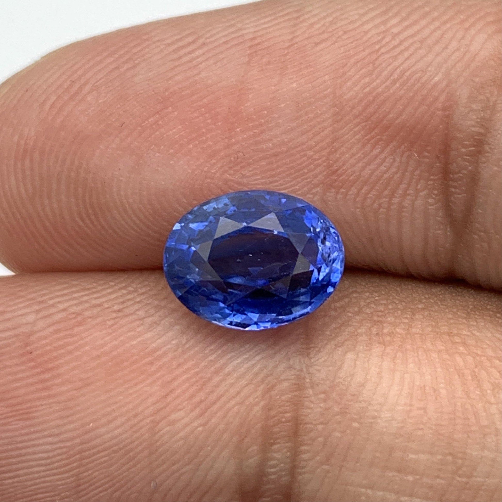 2.59CT Natural Blue Sapphire - Fine Sapphires