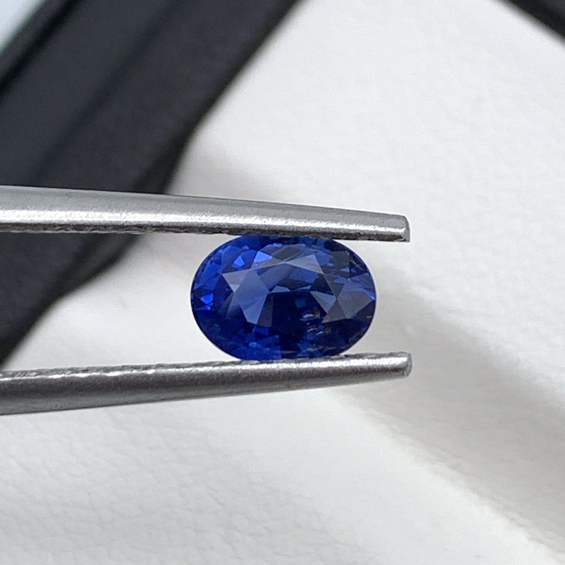 1.08CT Natural Blue Sapphire 
