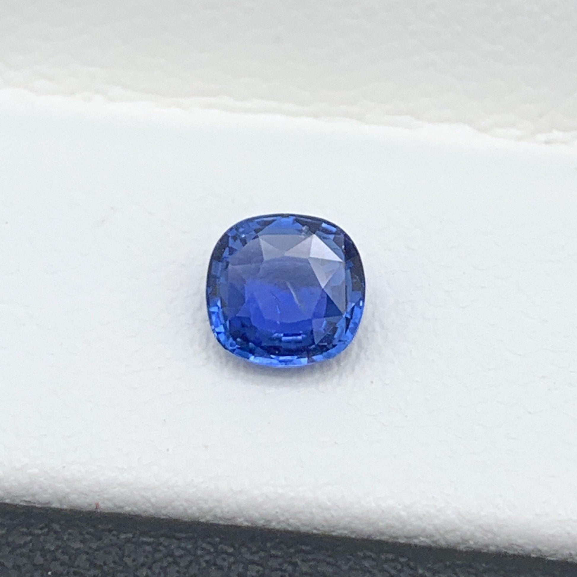 0.86CT Natural Blue Sapphire 