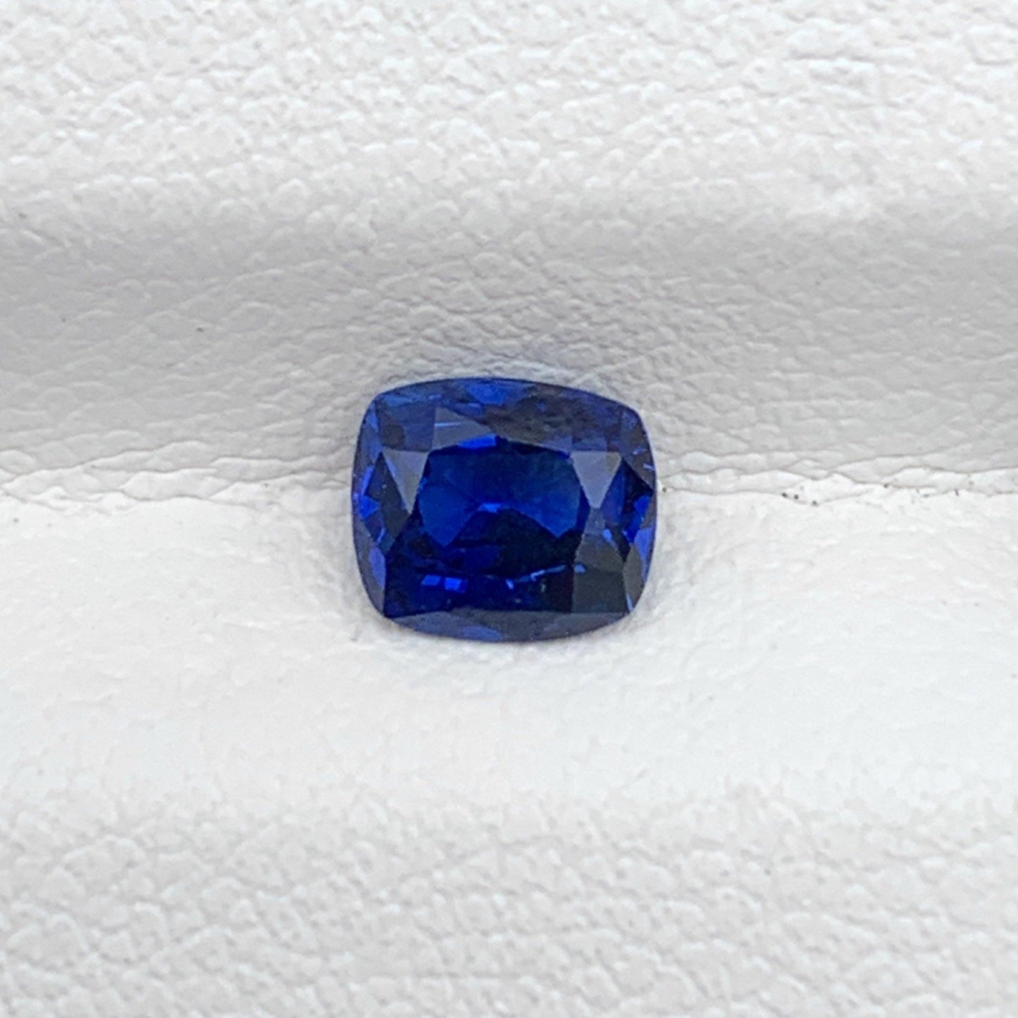 0.78CT Natural Blue Sapphire 