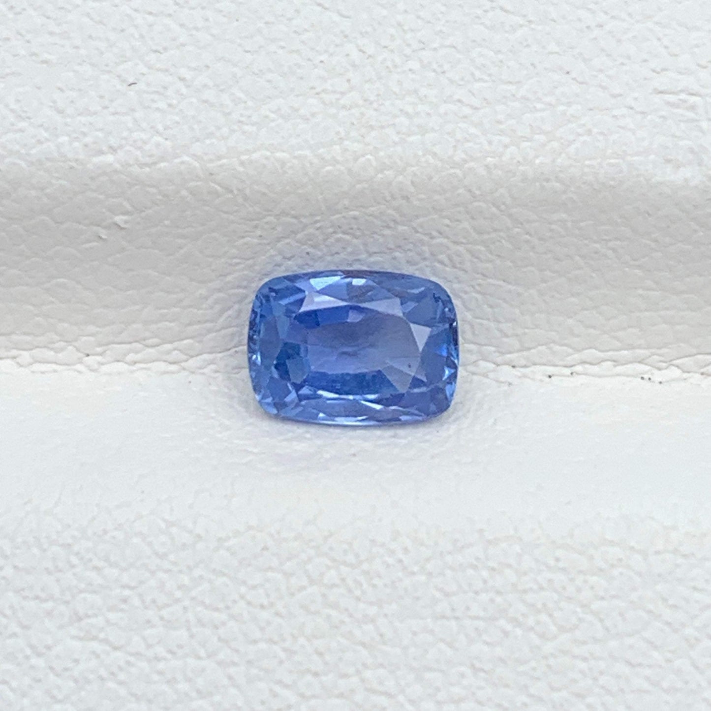 0.94CT Natural Blue Sapphire 
