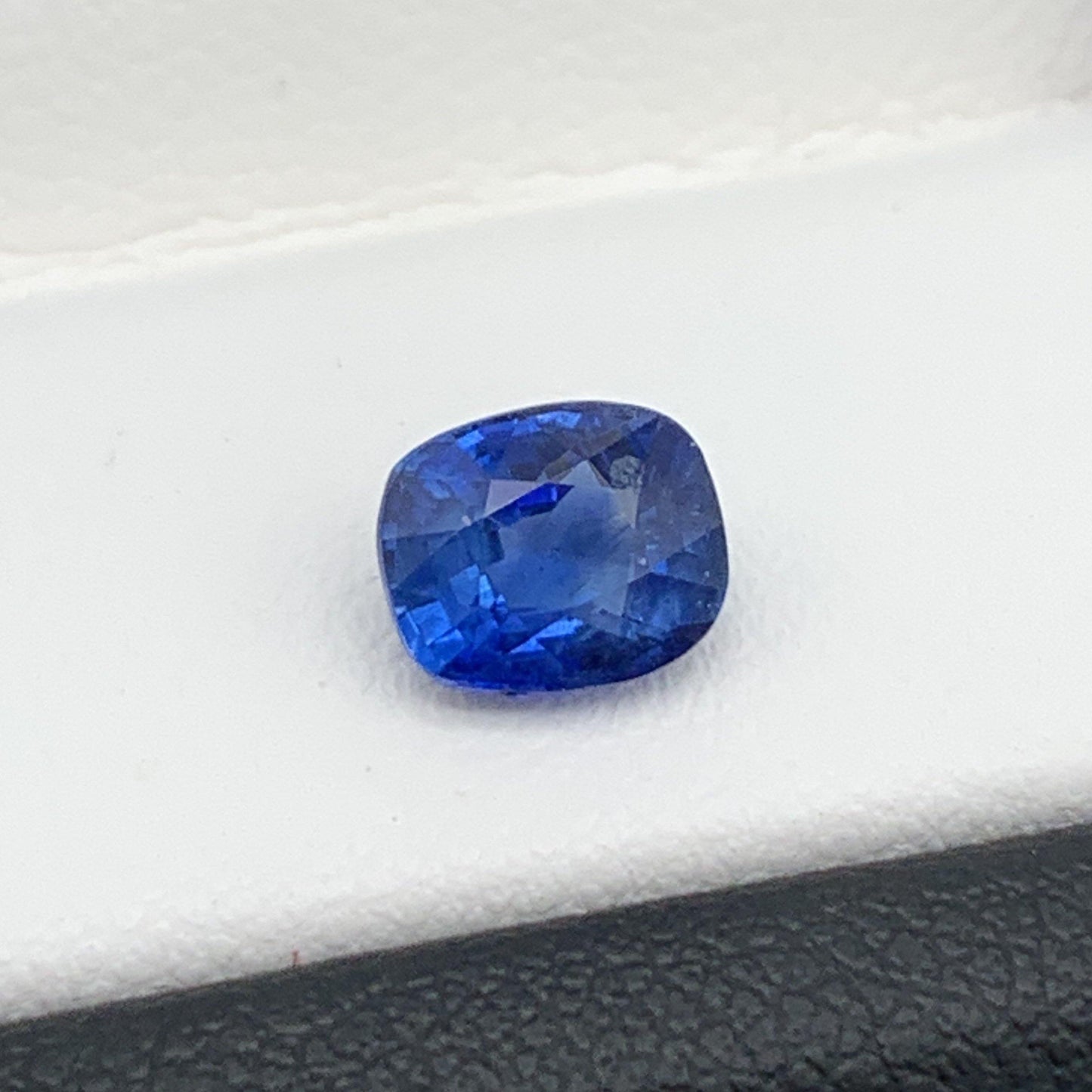 1.15CT Natural Blue Sapphire 