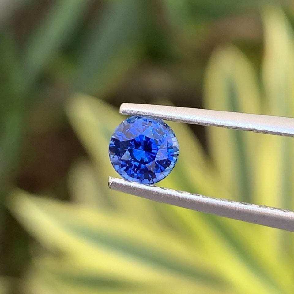 1.09CT Natural Blue Sapphire 
