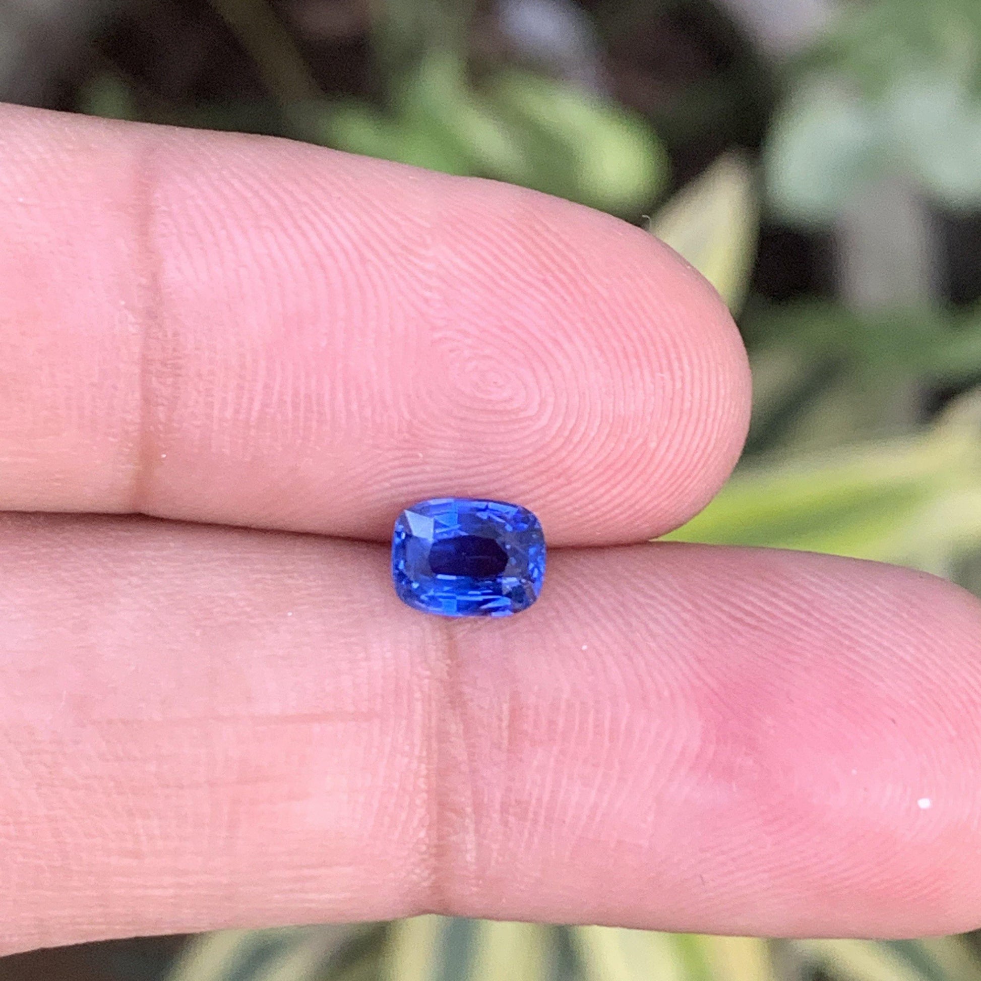 1.04CT Natural Blue Sapphire 