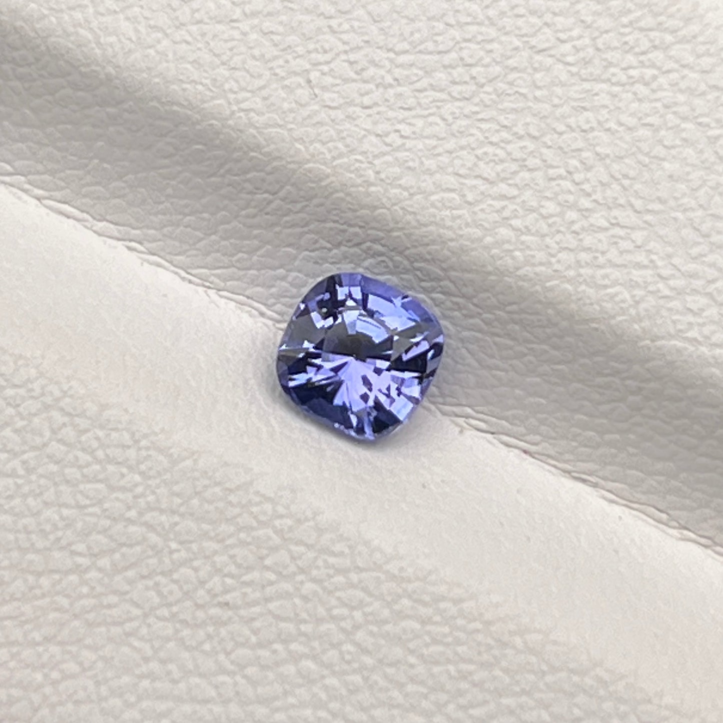 1.00ct Natural Lavender Sapphire (H)